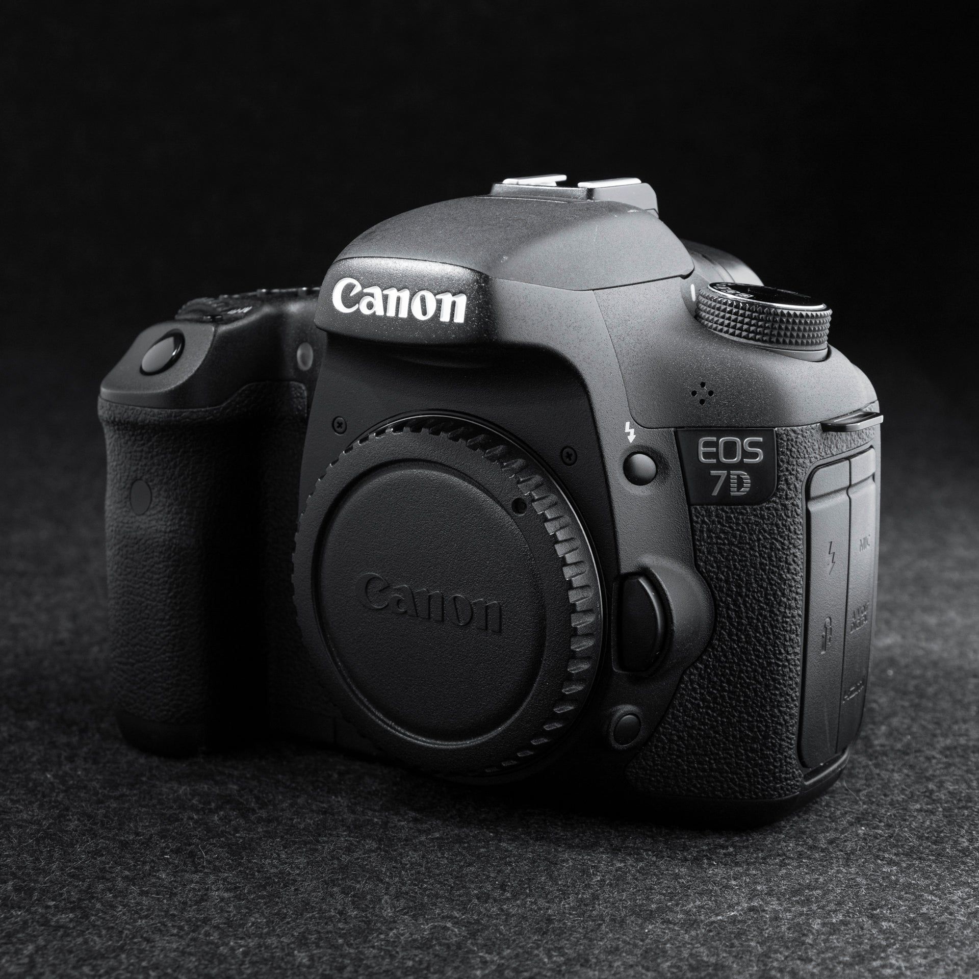 Canon EOS 7D 18MP Digital SLR – De Cámaras Panamá