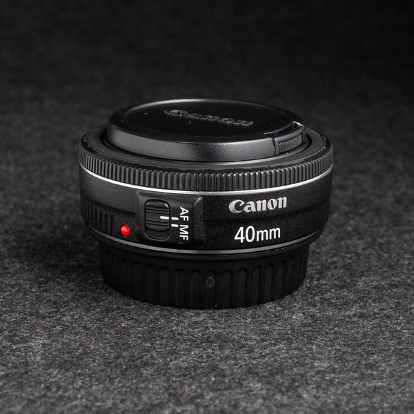 Canon EF 40mm f2.8 STM