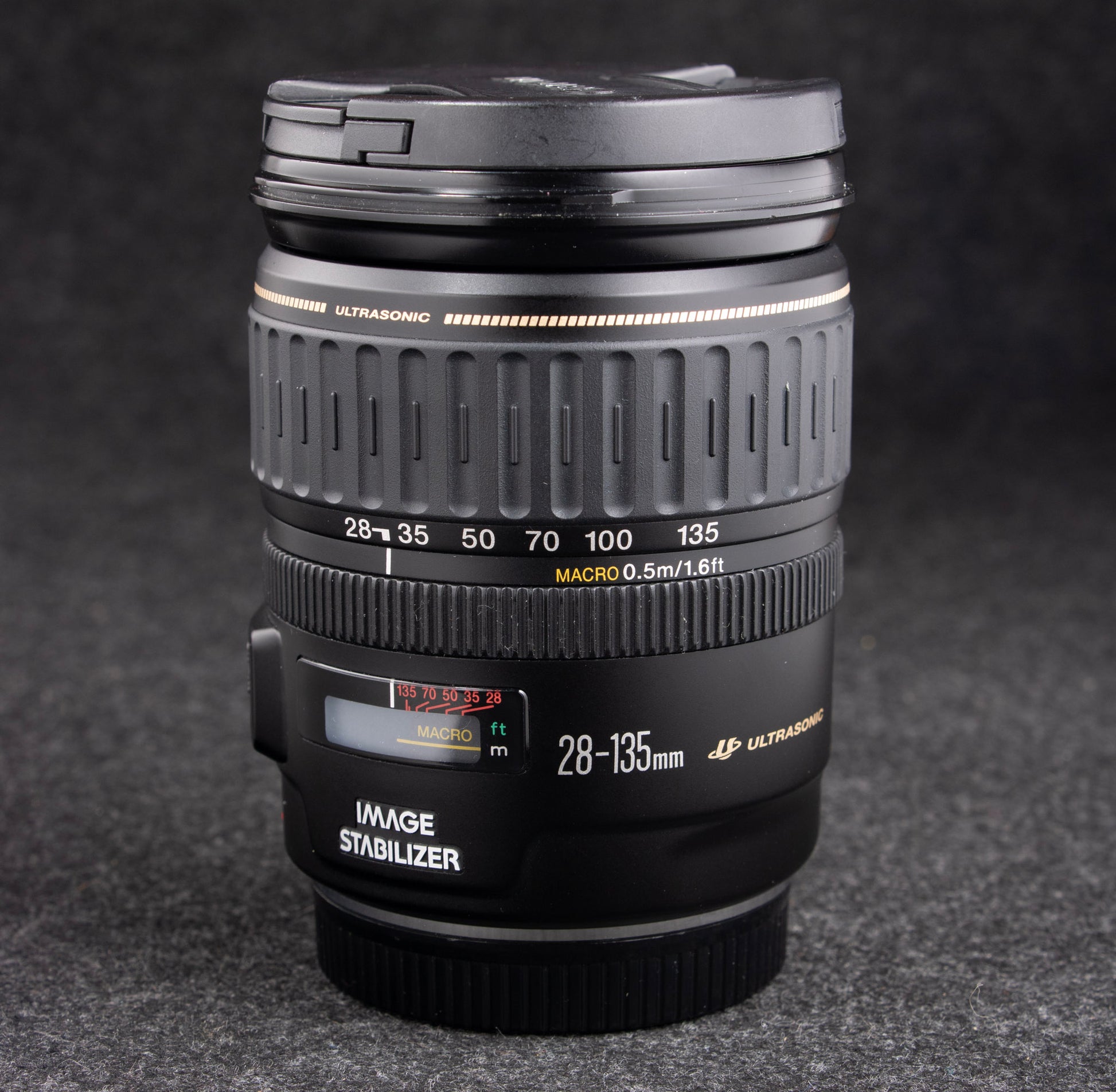 Canon EF 28-135mm f/3.5-5.6 IS USM Macro