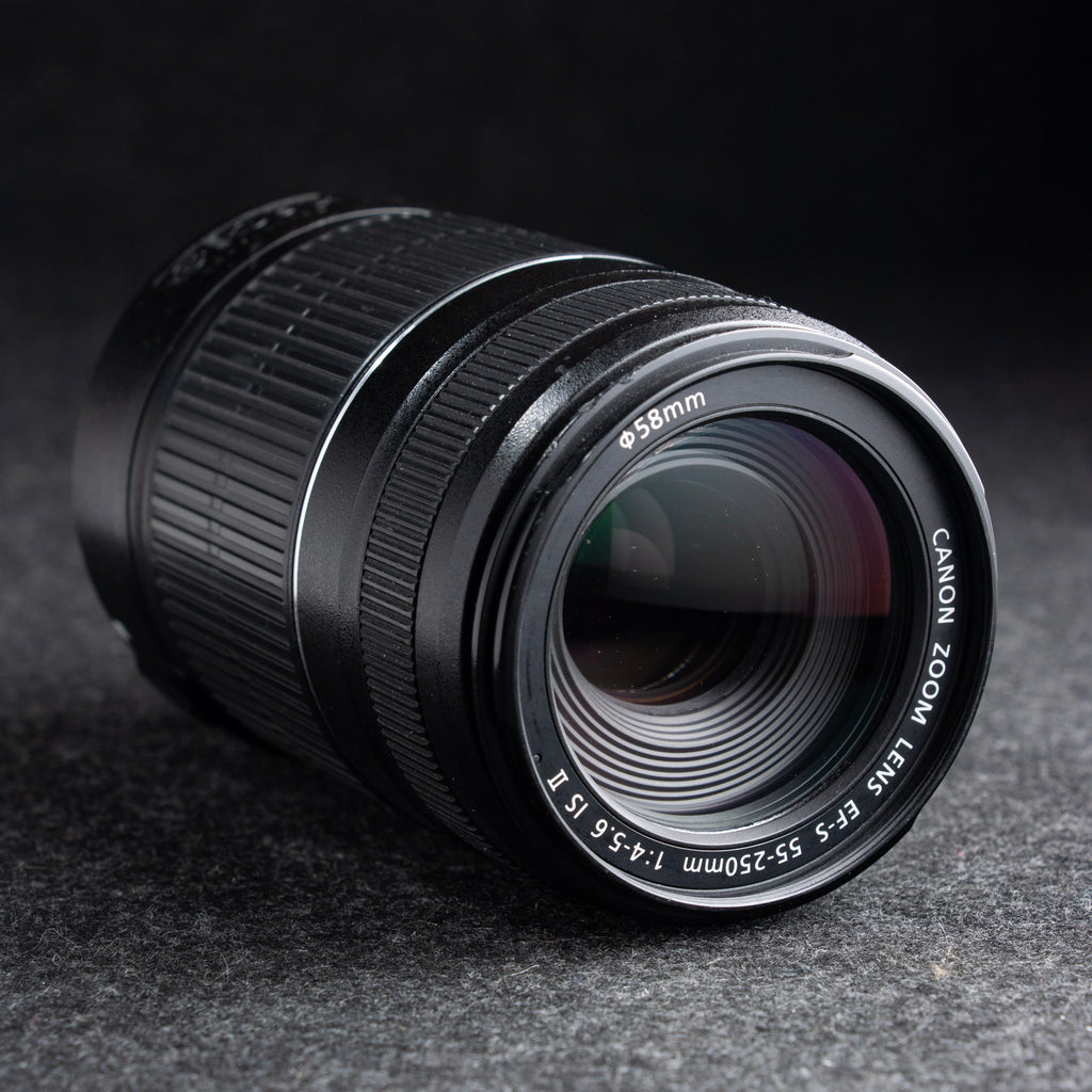 Canon EF-S 55-250mm f4-5.6 IS II