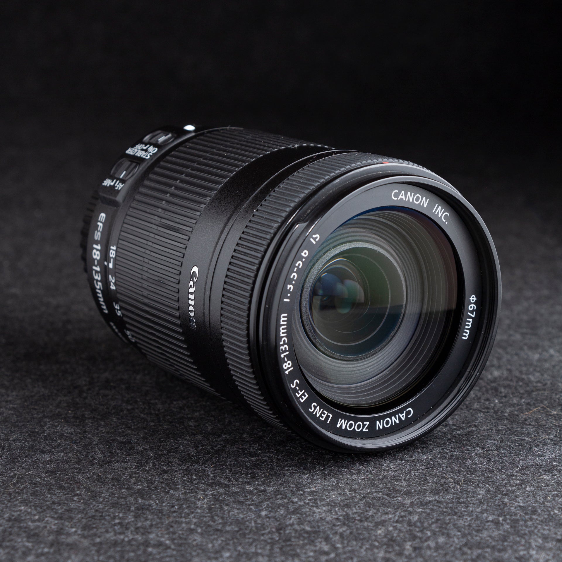 Canon EF-S 18-135mm f3.5-5.6 IS