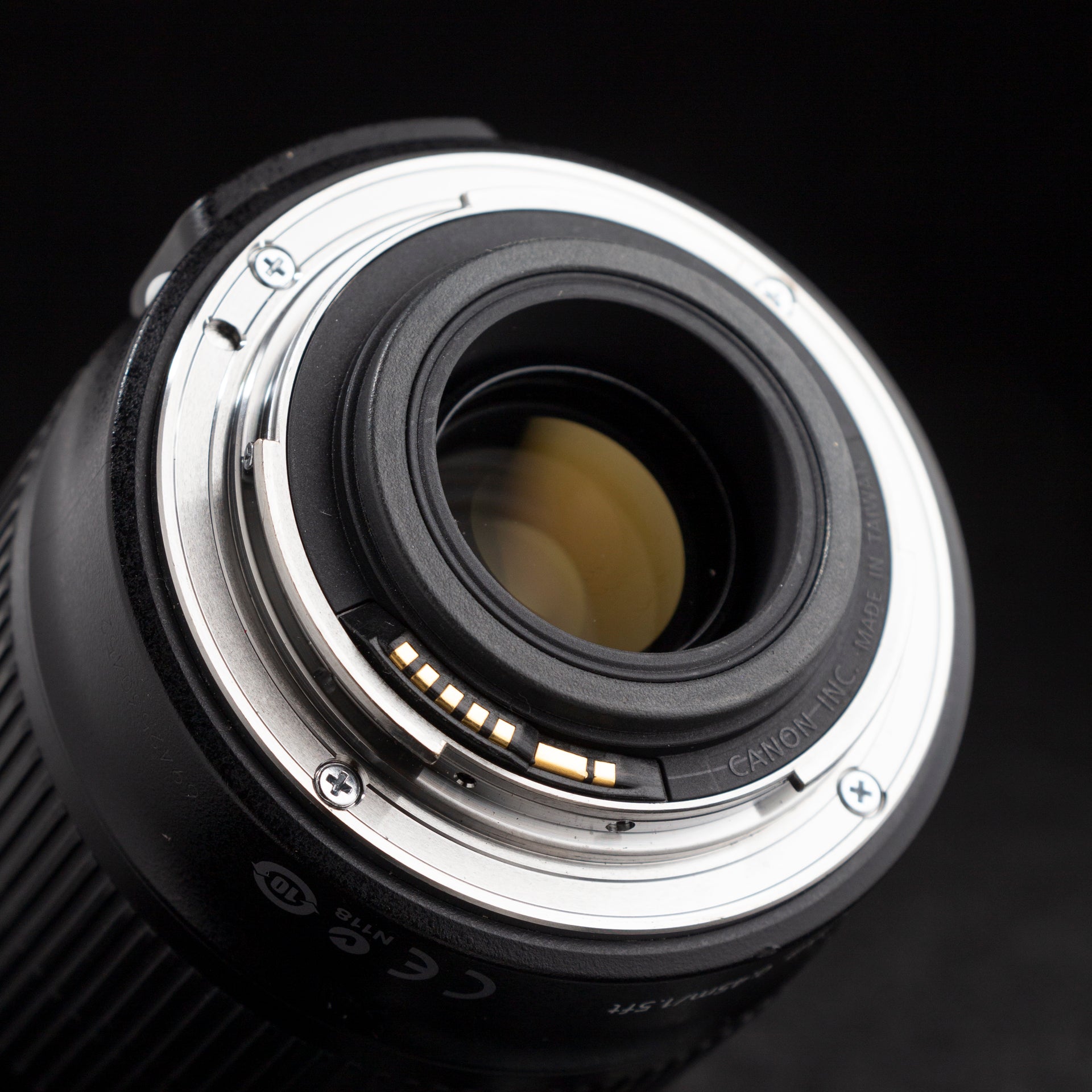 Canon EF-S 18-135mm f3.5-5.6 IS