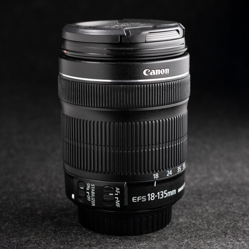 Canon EF-S 18-135mm f3.5-5.6 IS STM