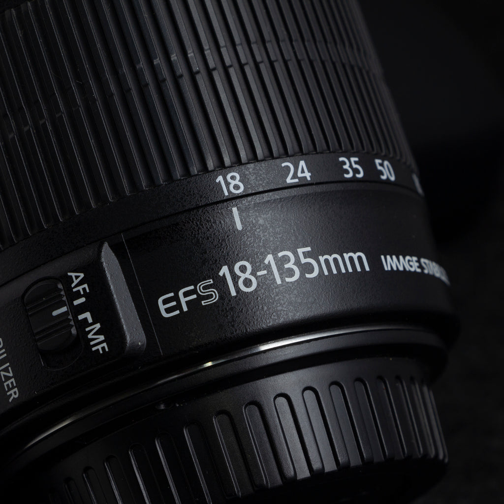 Canon EF-S 18-135mm f3.5-5.6 IS STM