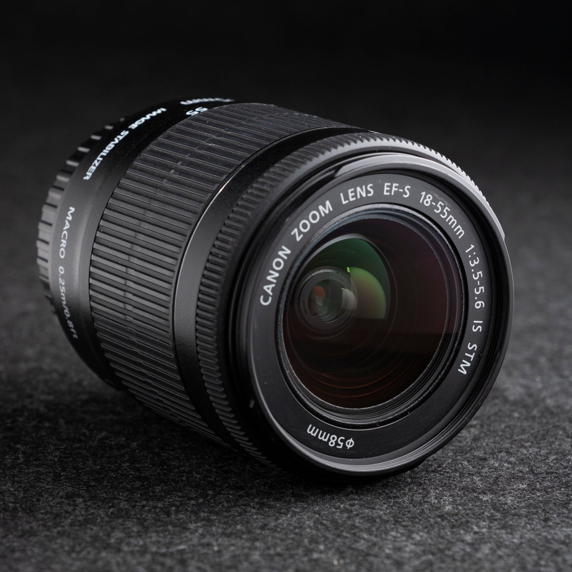 Canon EF-S 18-55mm F4-5.6 IS STM