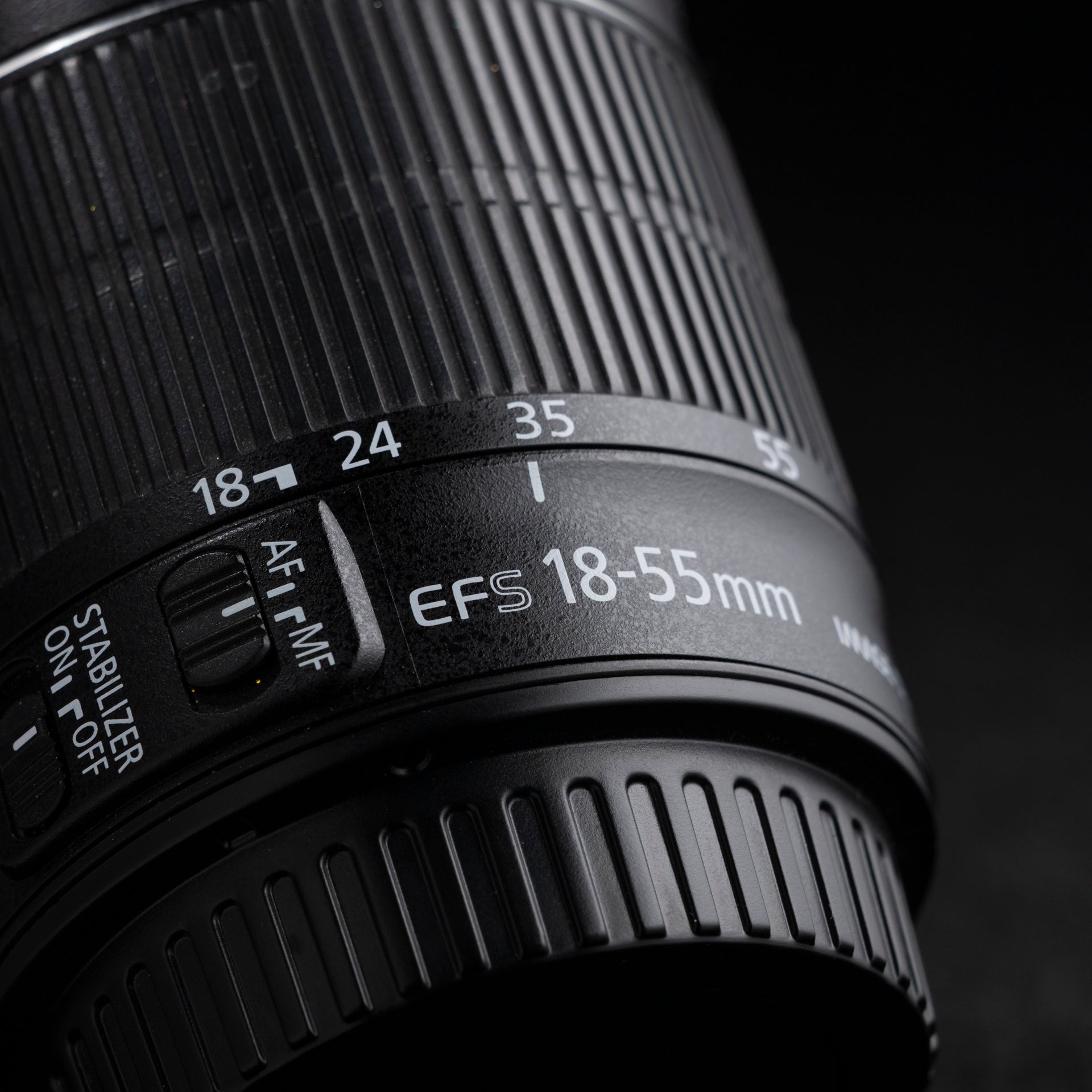 Canon EF-S 18-55mm F4-5.6 IS STM