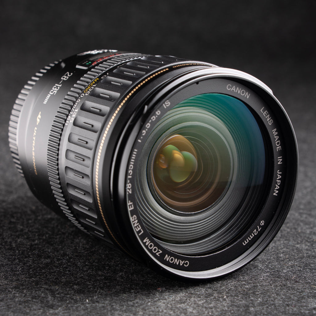 Canon EF 28-135mm f/3.5-5.6 IS USM Macro