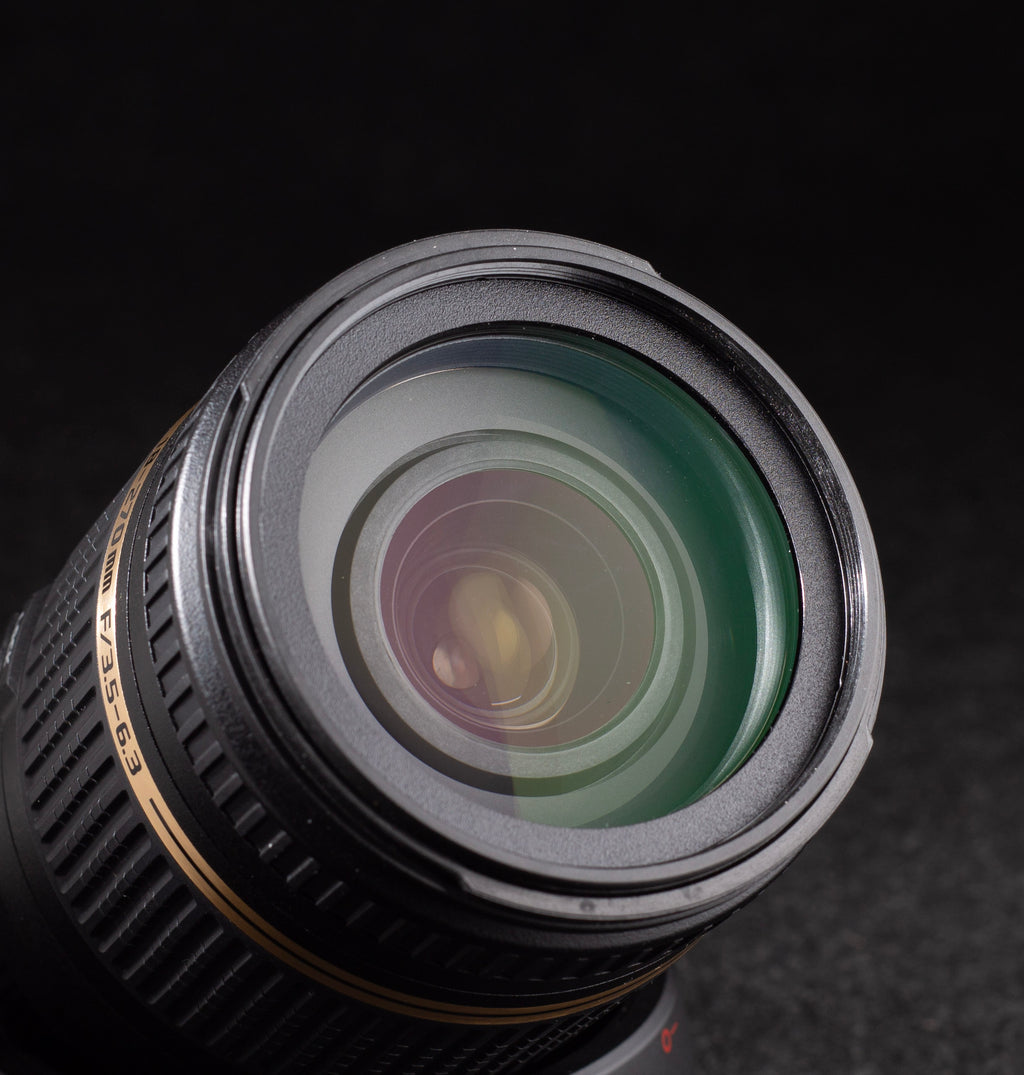 Tamron B008 AF 18-270mm f3.5-6.3 Di II VC PZD