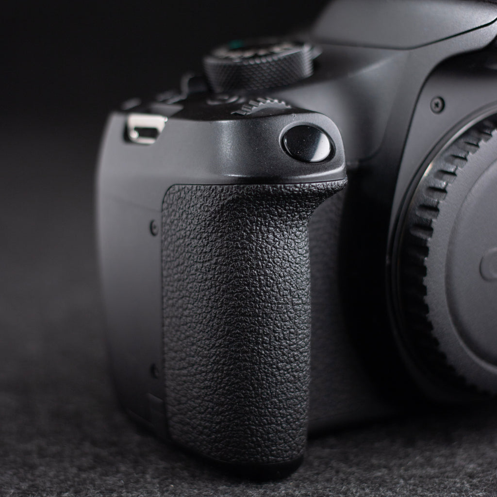 Canon EOS Rebel T6 18MP Digital SLR