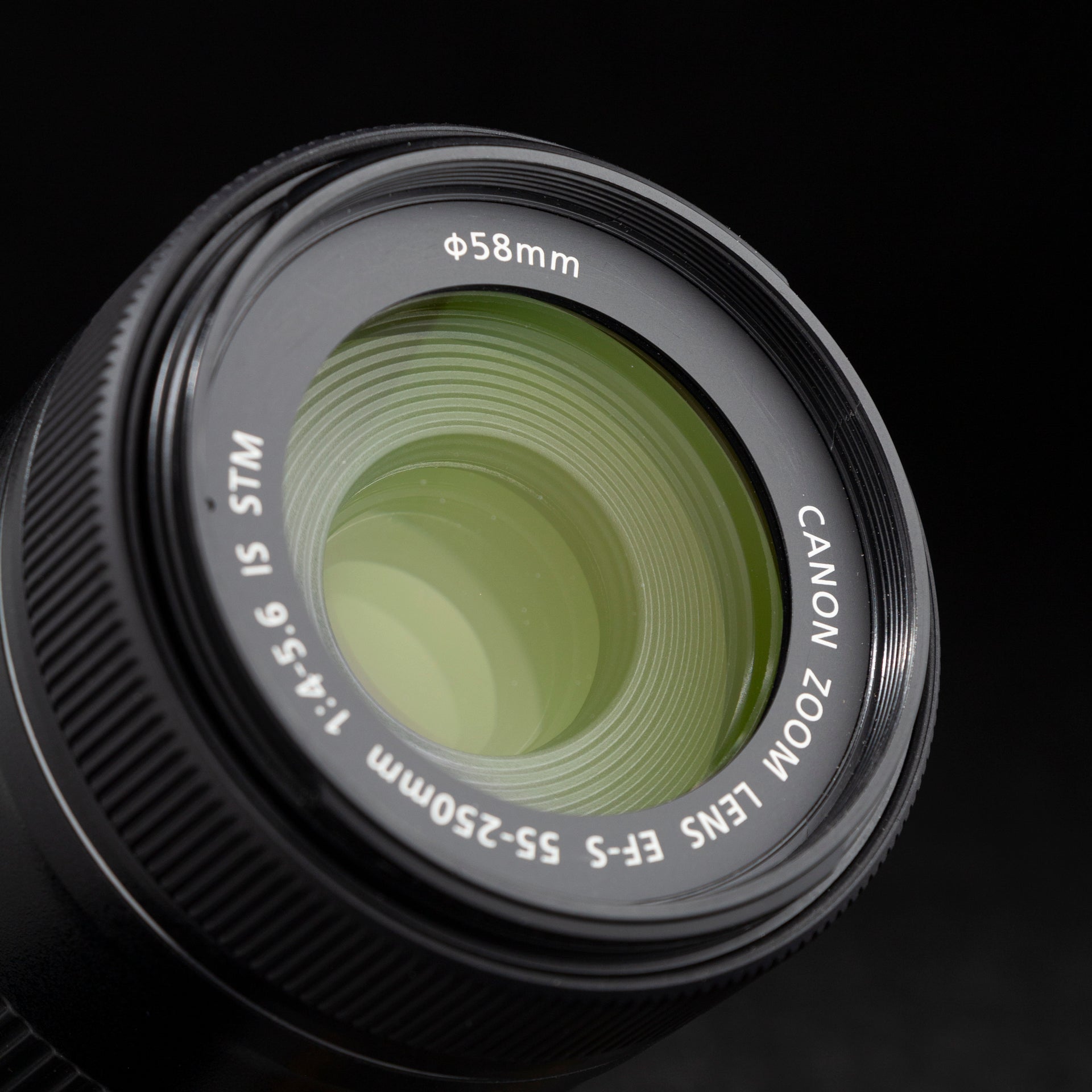 Canon EF-S 55-250mm f4-5.6 IS STM