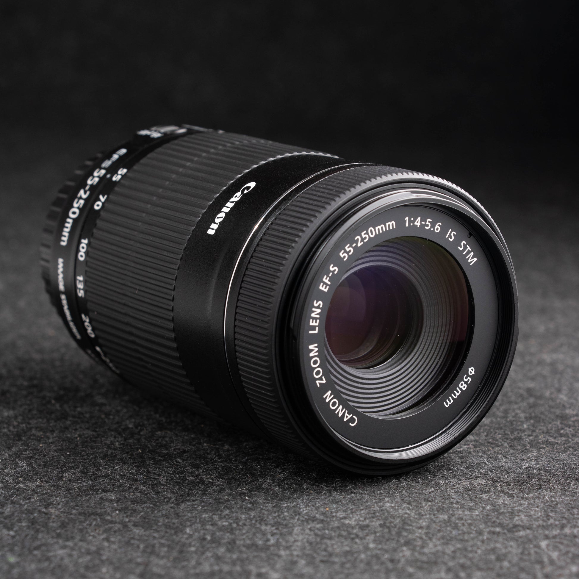 Canon EF-S 55-250mm f4-5.6 IS STM