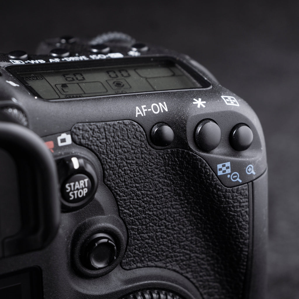 Canon EOS 7D 18MP Digital SLR