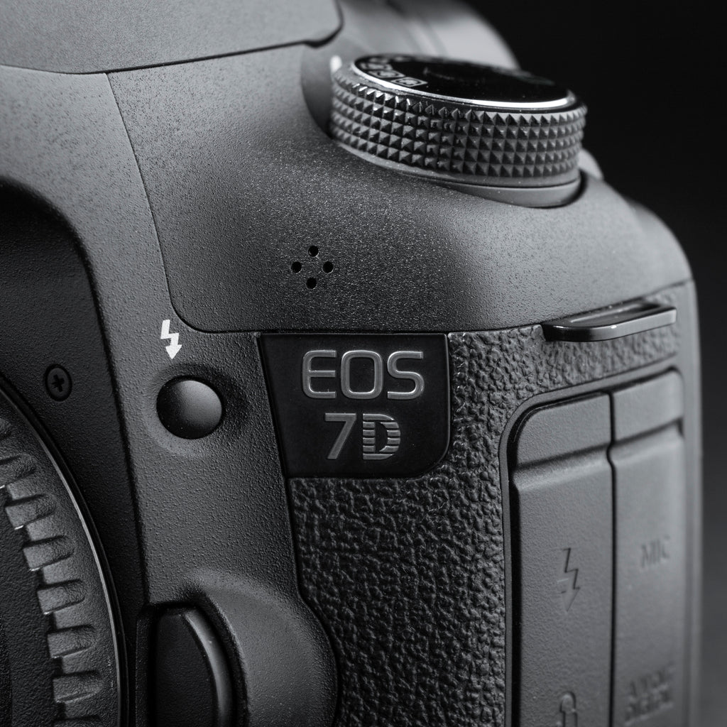 Canon EOS 7D 18MP Digital SLR