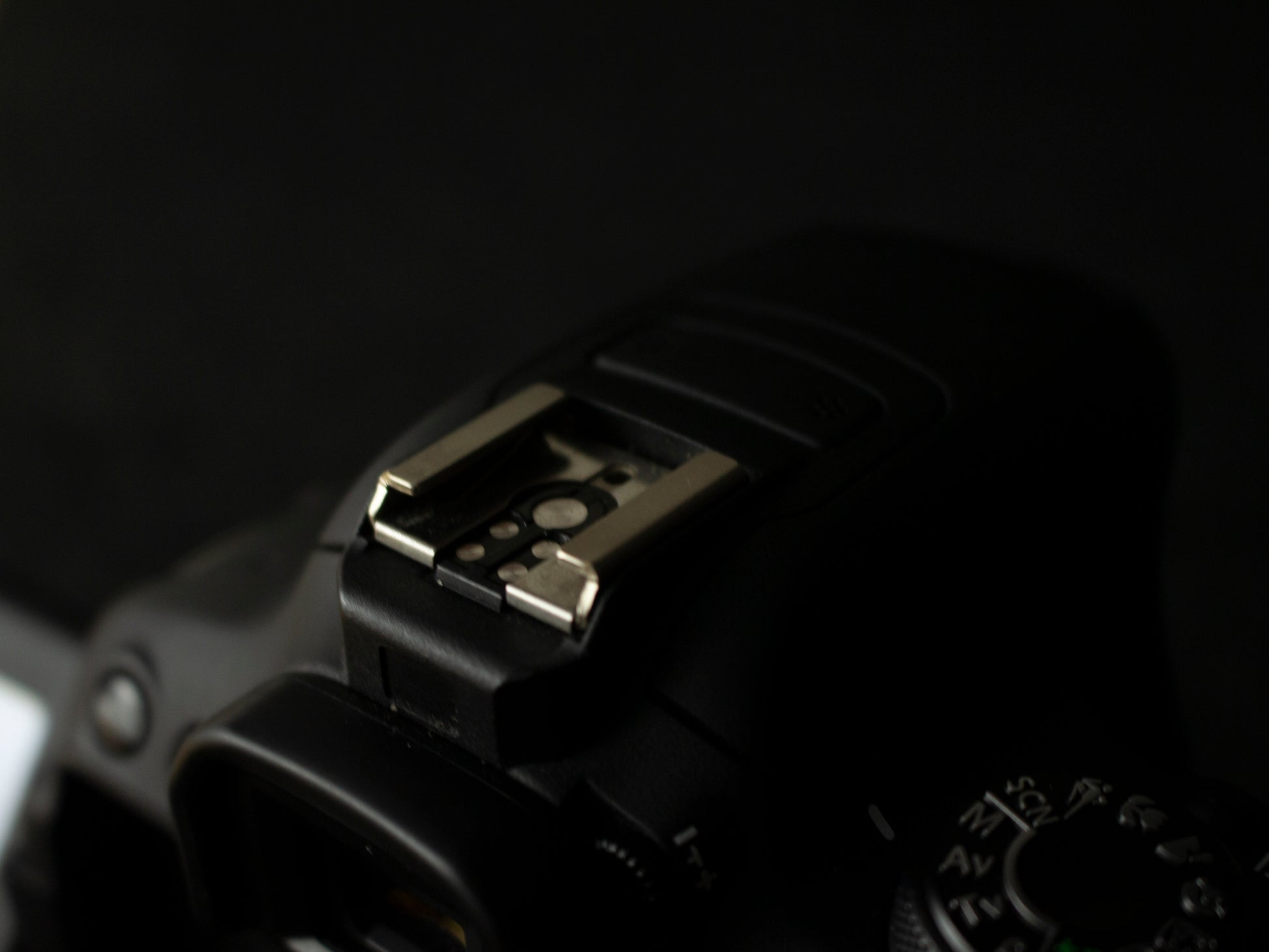 Canon EOS Rebel T5i 18MP