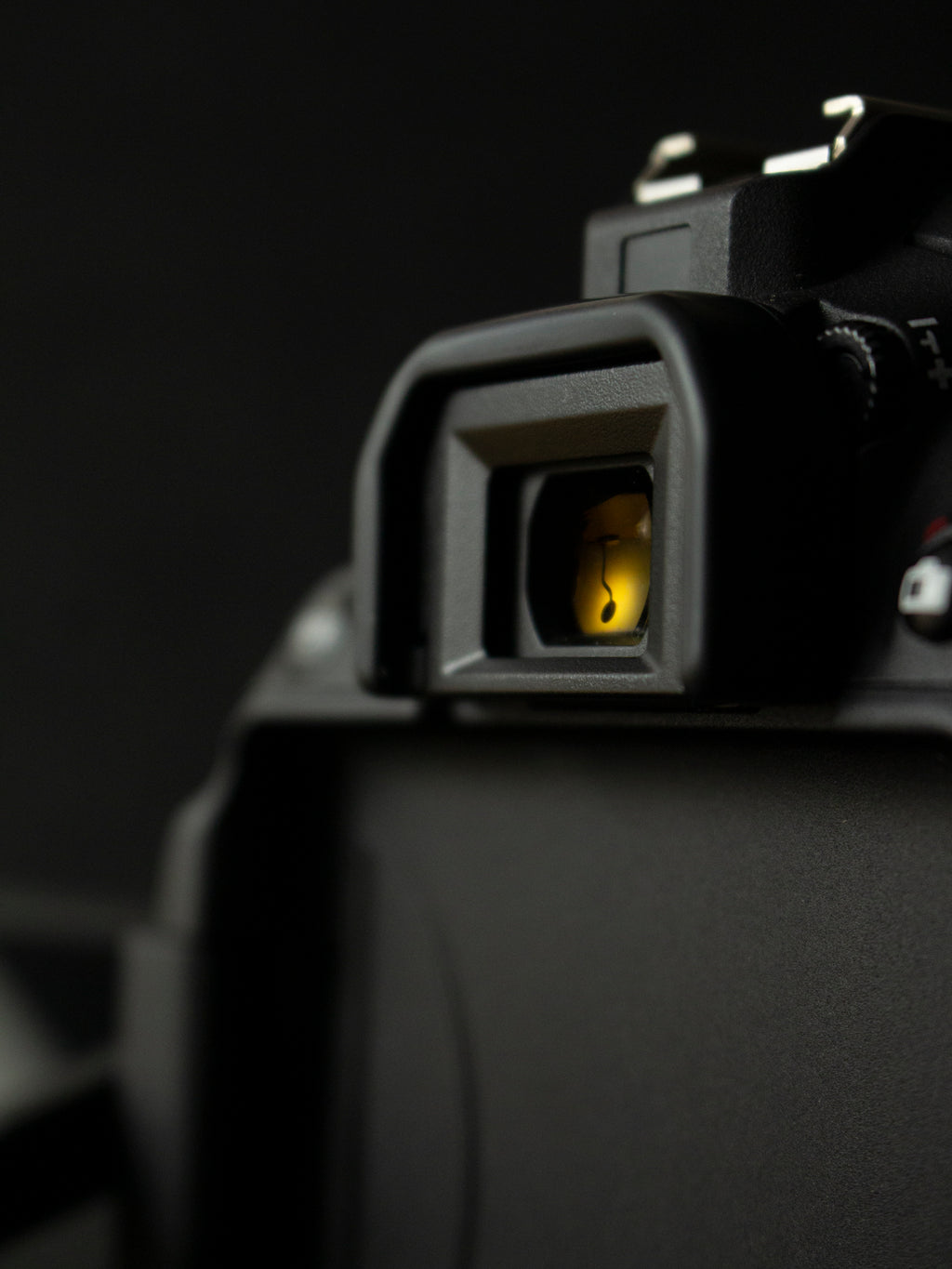 Canon EOS Rebel T5i 18MP