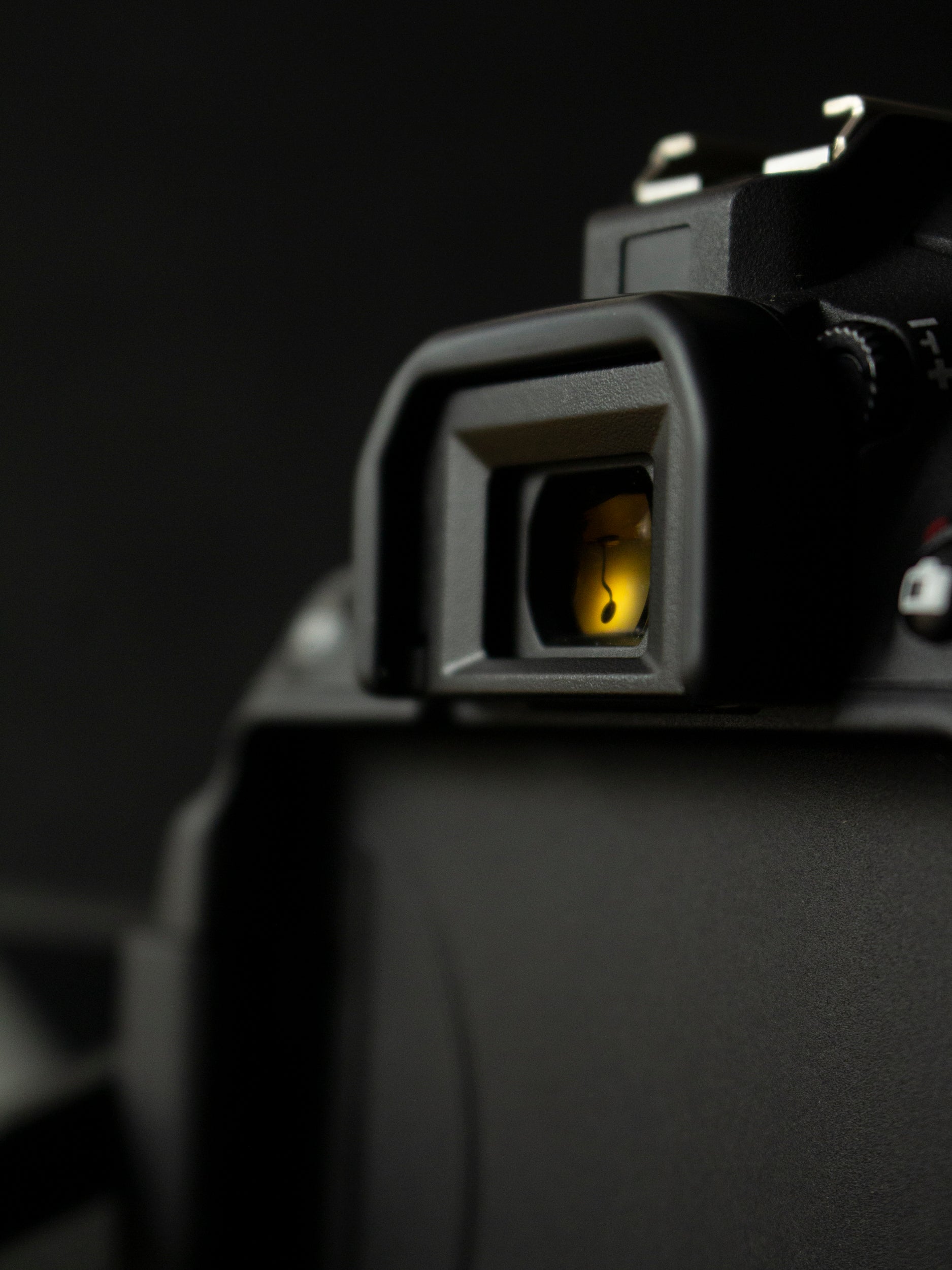 Canon EOS Rebel T5i 18MP
