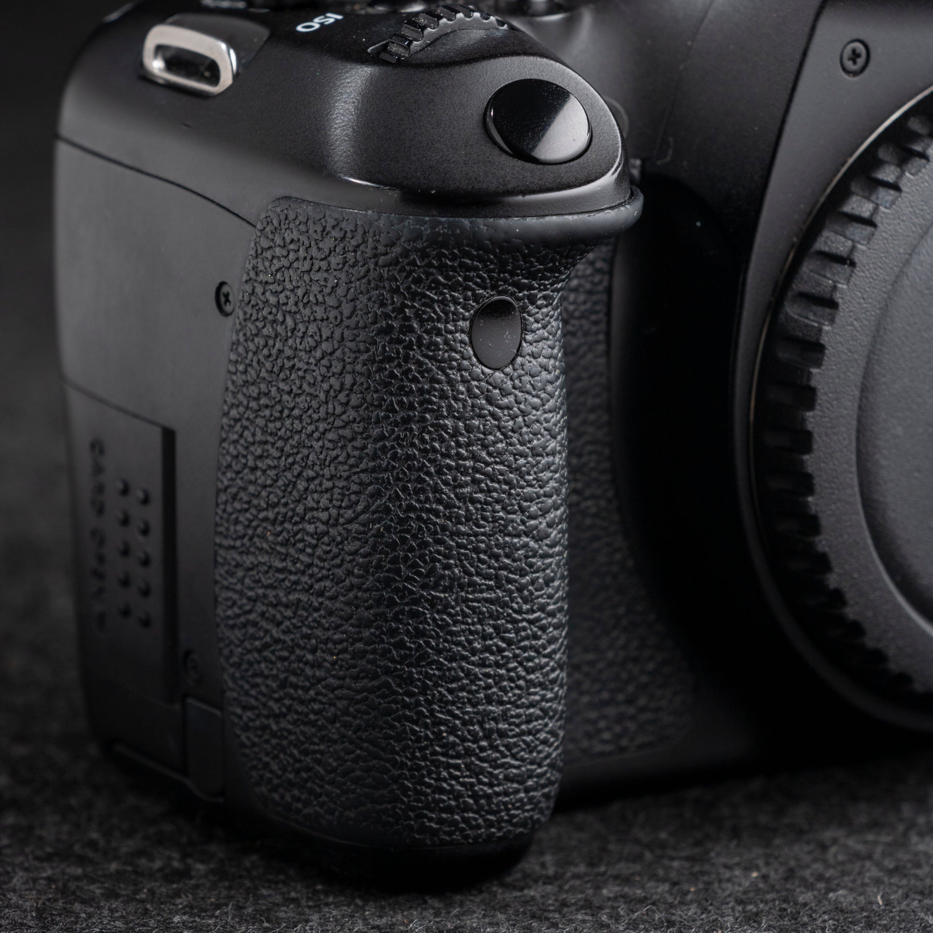 Canon EOS Rebel T3i 18MP