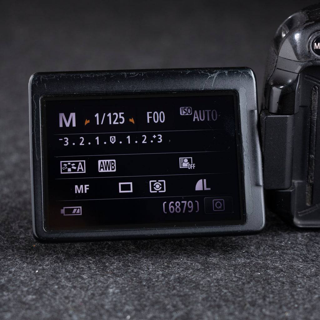 Canon EOS Rebel T4i 18MP