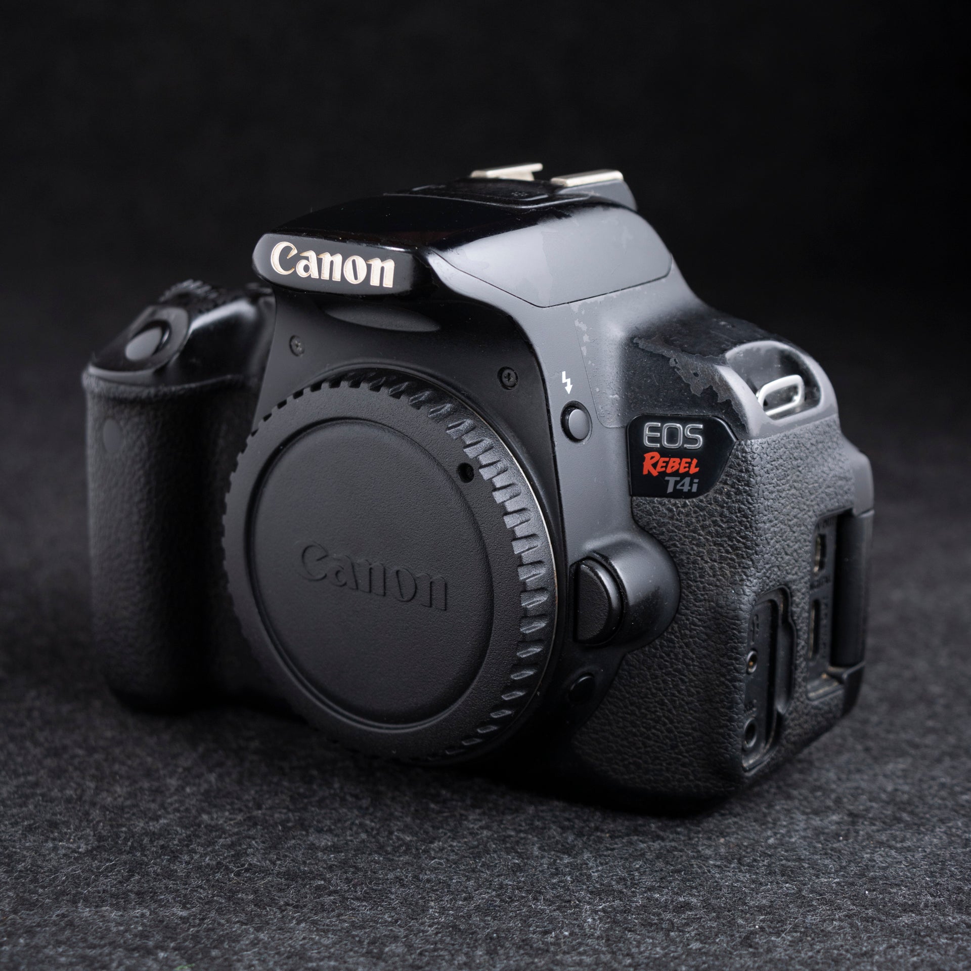 Canon EOS Rebel T4i 18MP
