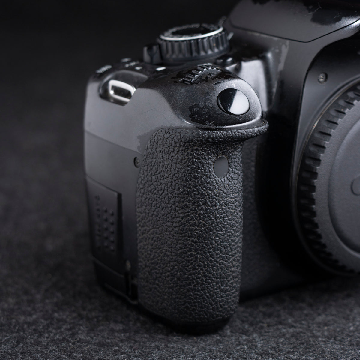 Canon EOS Rebel T4i 18MP