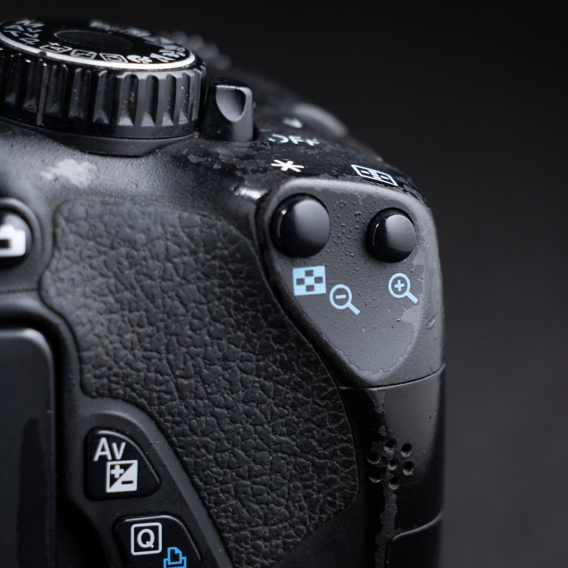 Canon EOS Rebel T4i 18MP