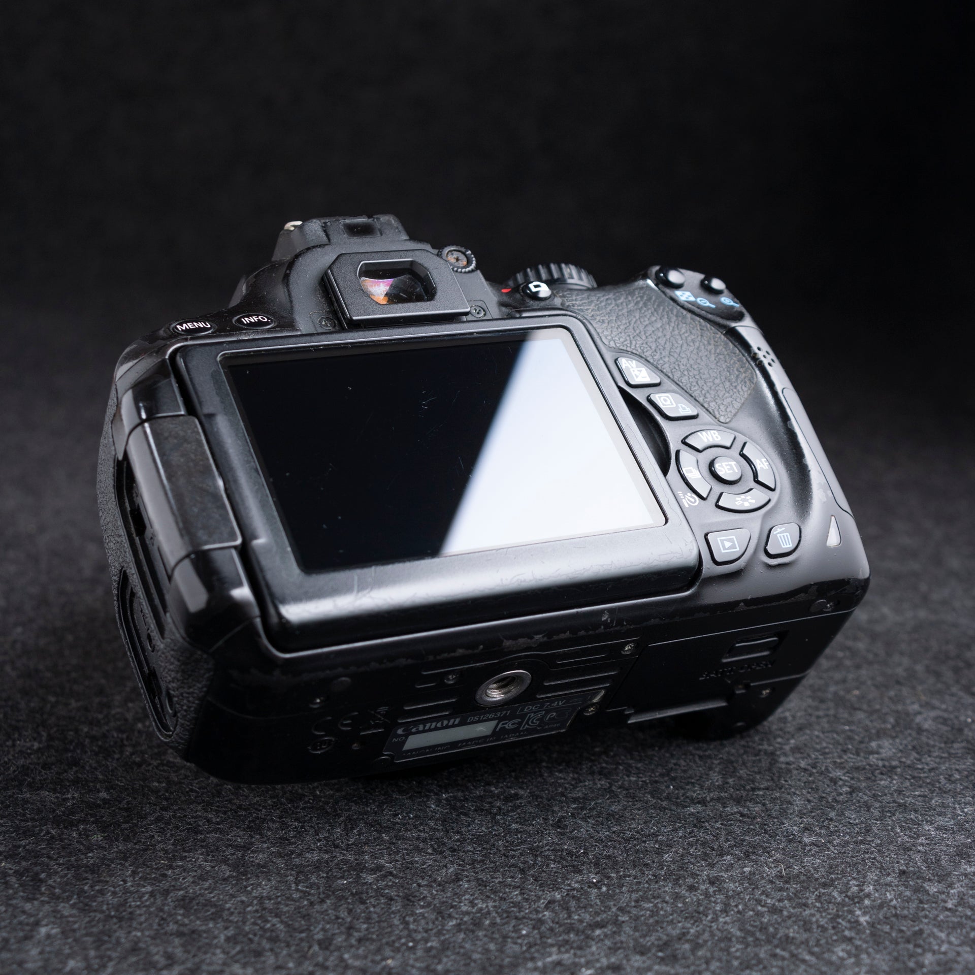 Canon EOS Rebel T4i 18MP