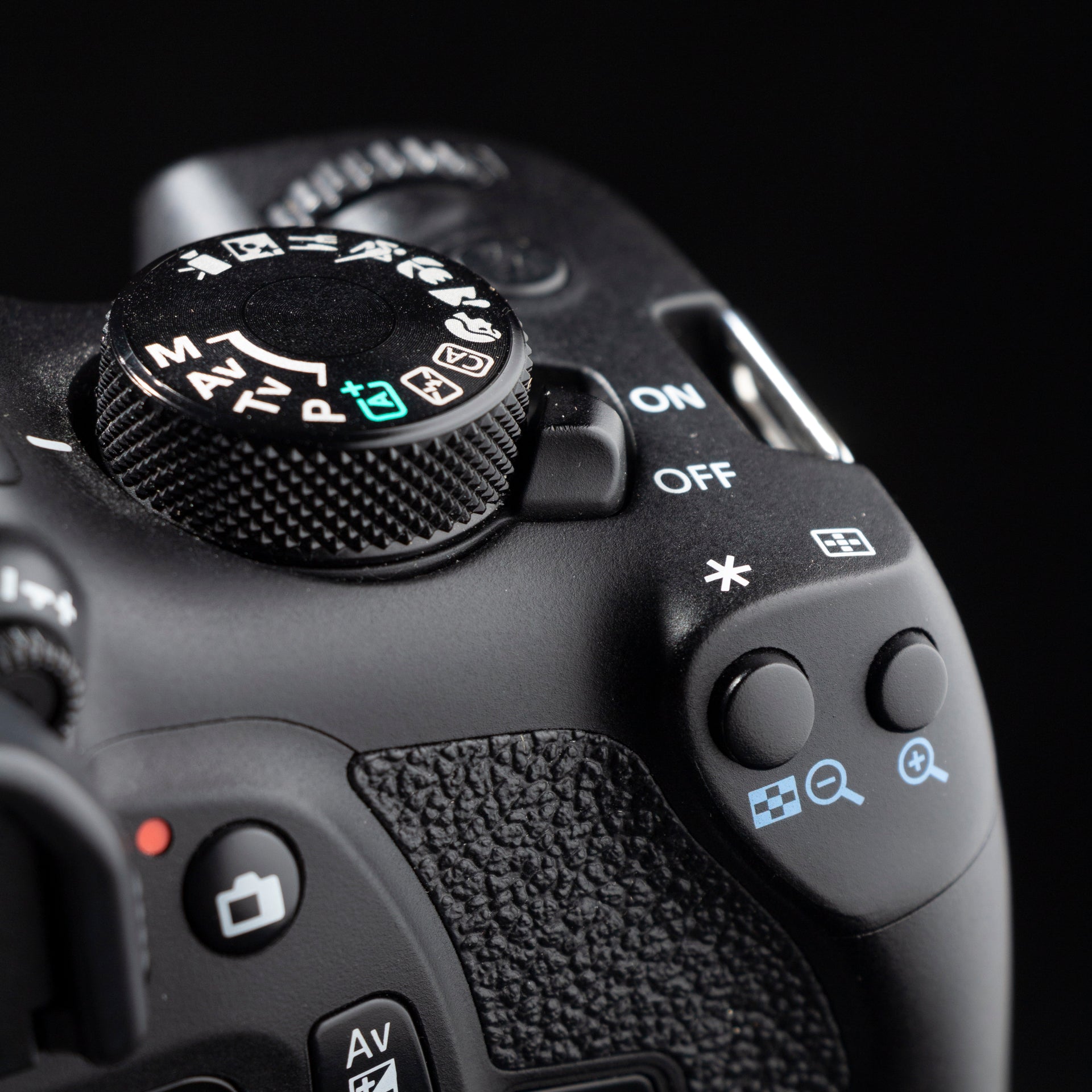 Canon EOS Rebel T6 18MP Digital SLR