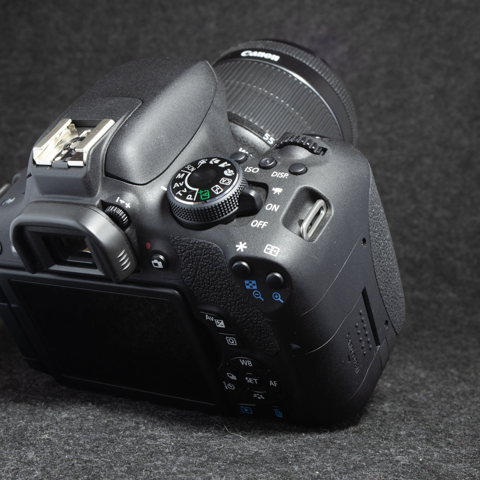Canon EOS Rebel T6i 24.2MP