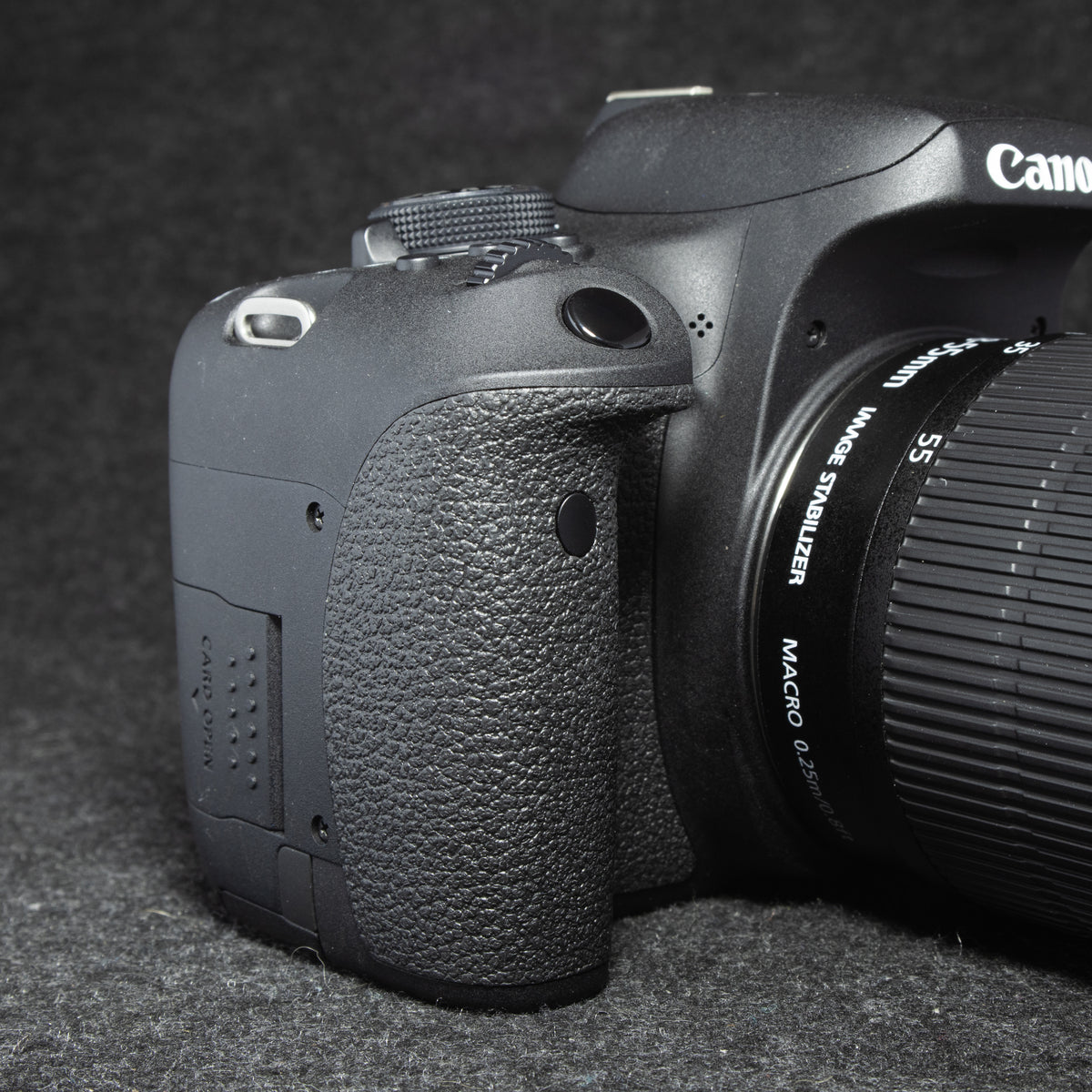 Canon EOS Rebel T6i 24.2MP