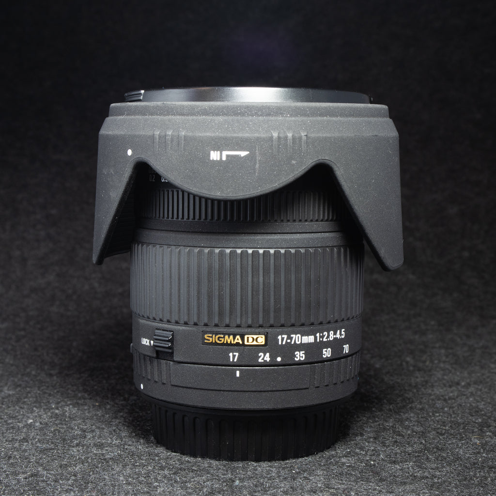 Sigma 17-70mm f/2.8-4.5 DC IF