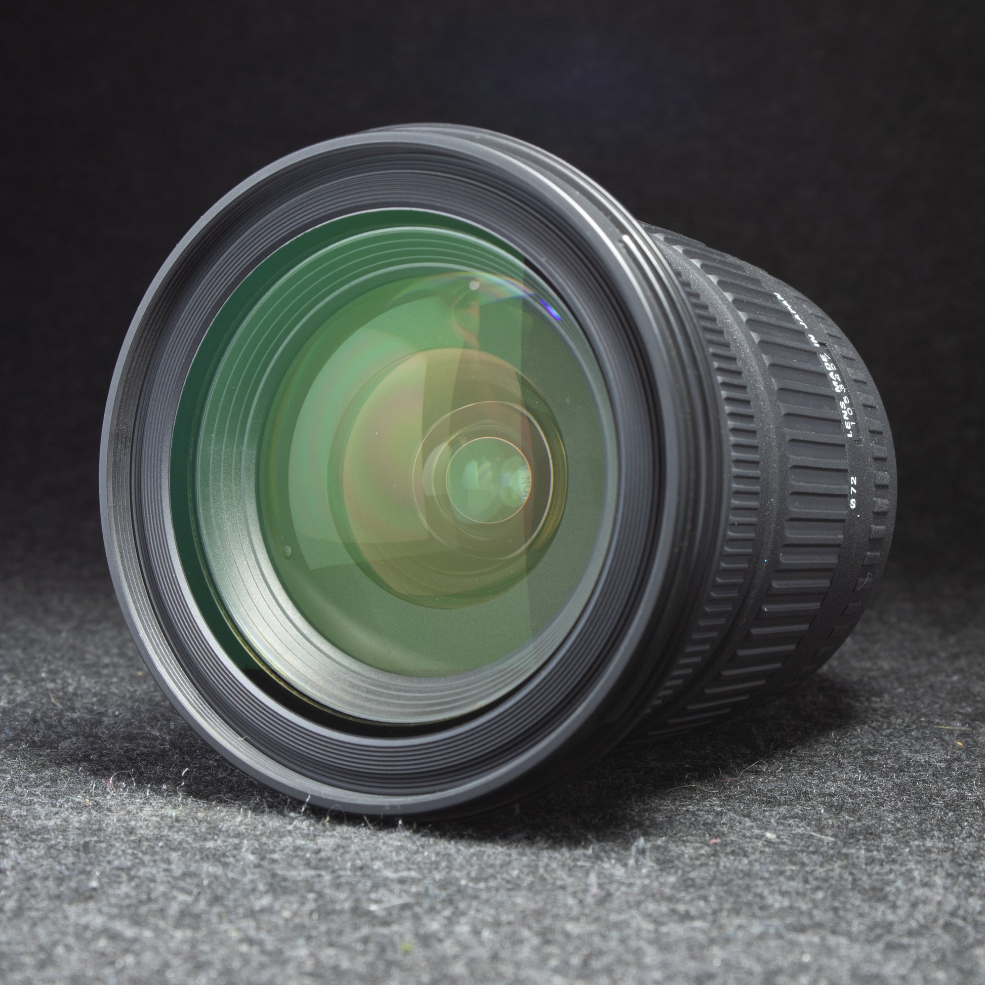 Sigma 17-70mm f/2.8-4.5 DC IF