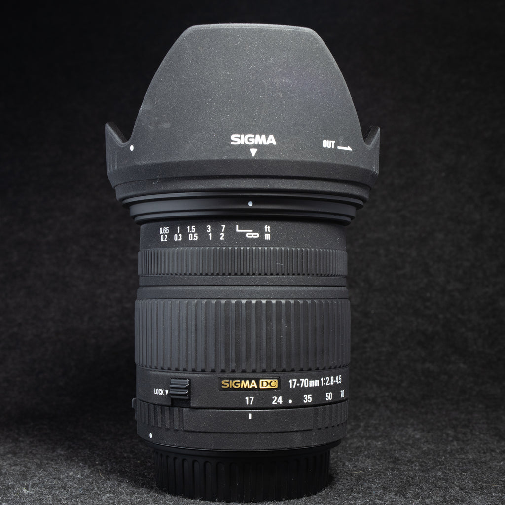 Sigma 17-70mm f/2.8-4.5 DC IF