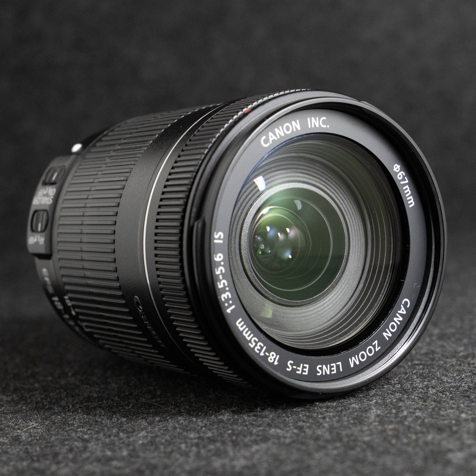 Canon EF-S 18-135mm f3.5-5.6 IS