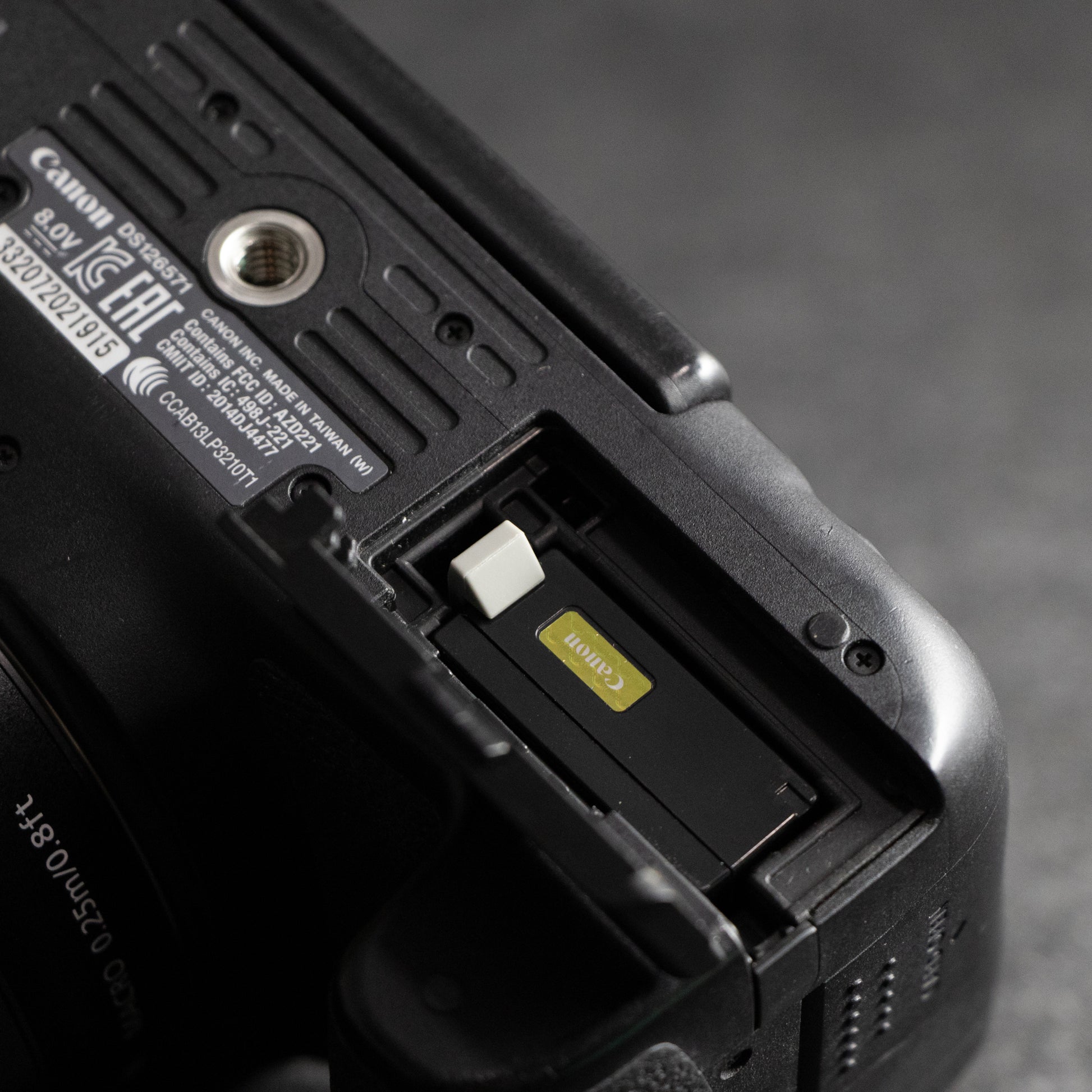 Canon EOS Rebel T6i 24.2MP