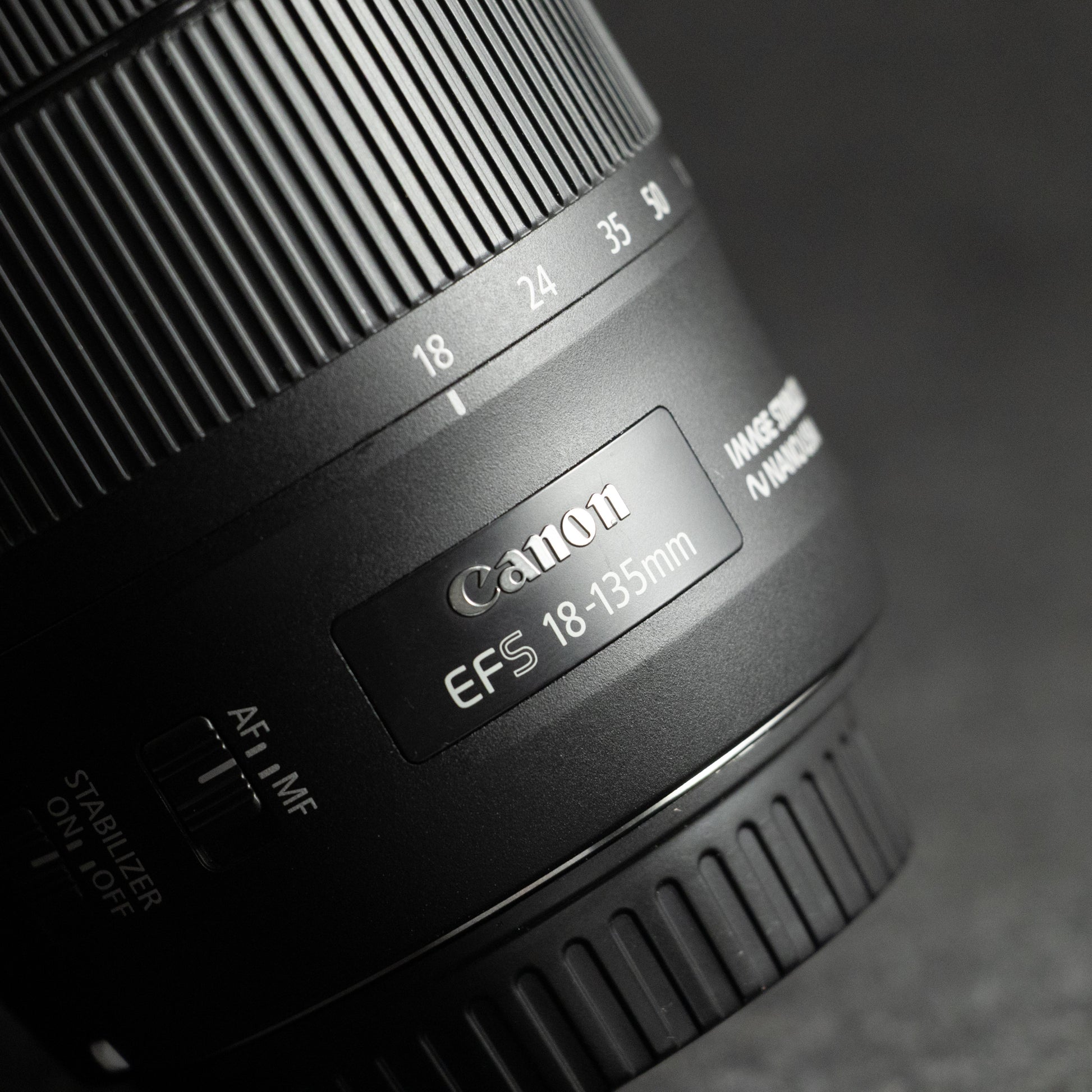 Canon EF-S 18-135mm f3.5-5.6 IS USM Nano