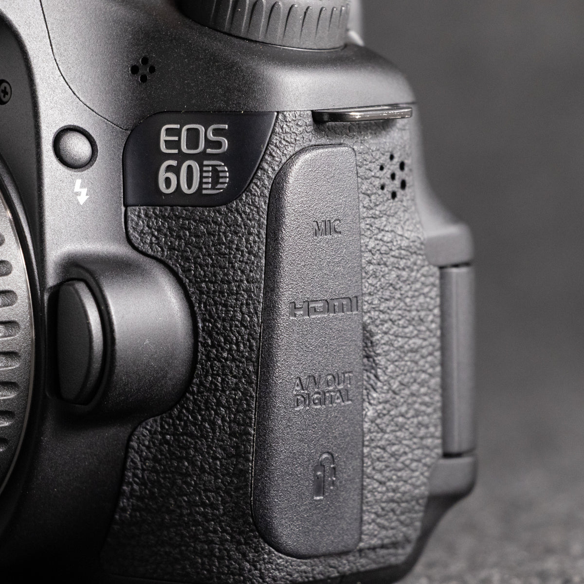 Canon EOS 60D 18MP Digital SLR