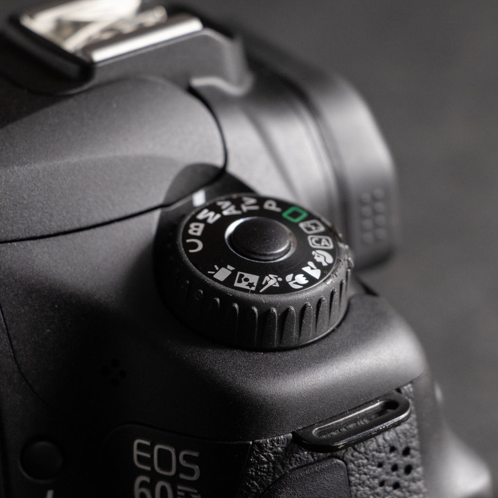 Canon EOS 60D 18MP Digital SLR