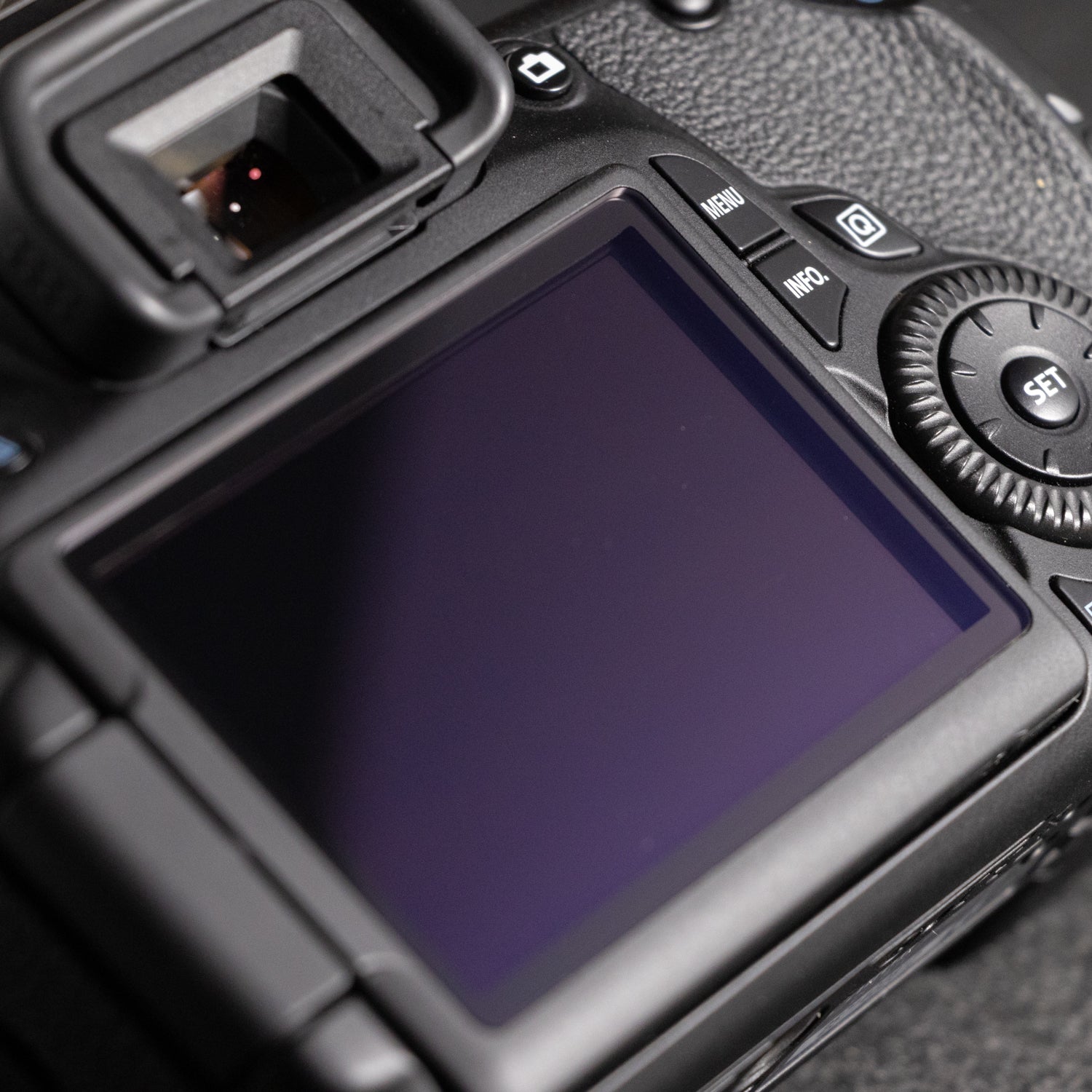 Canon EOS 60D 18MP Digital SLR