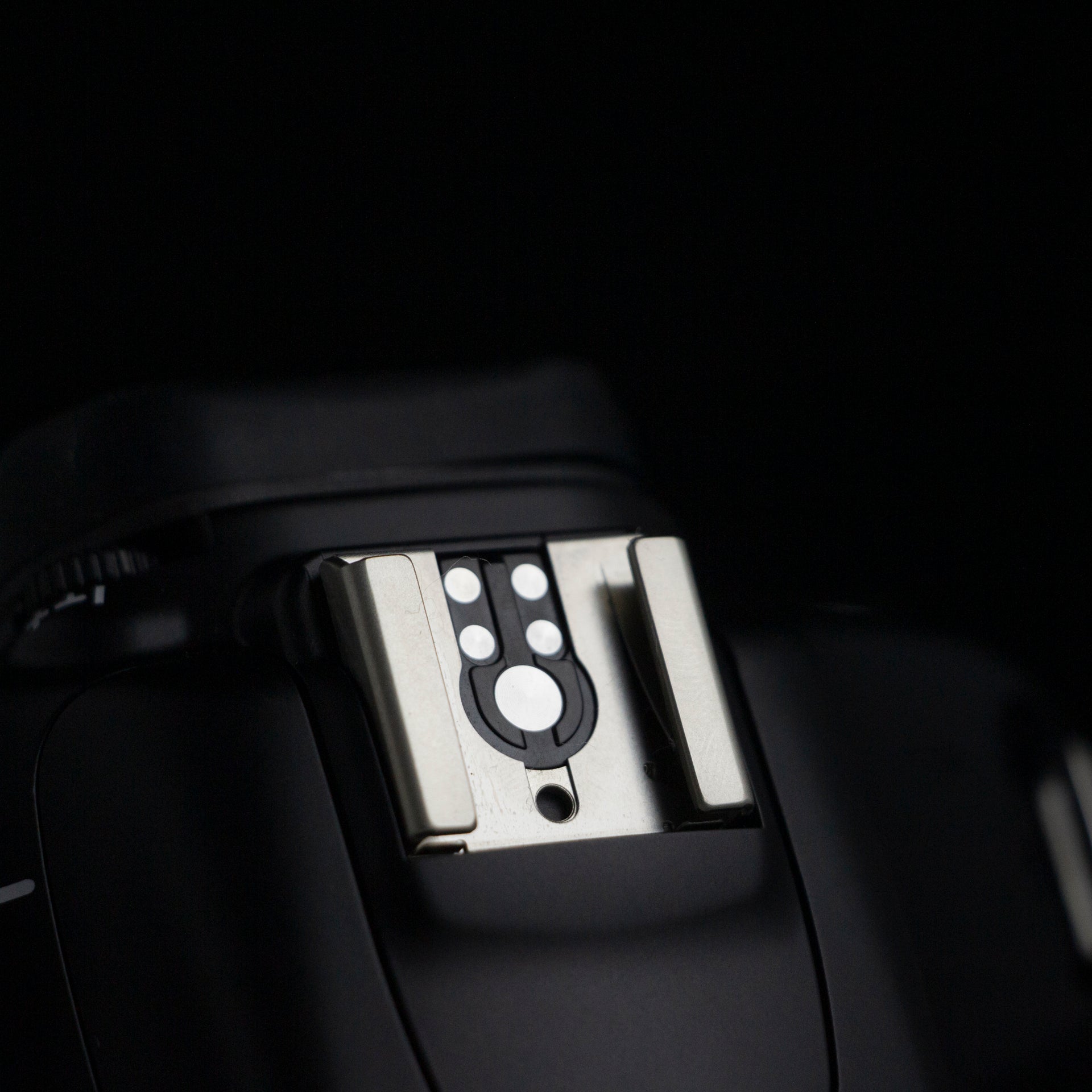 Canon EOS Rebel T3 12.2MP