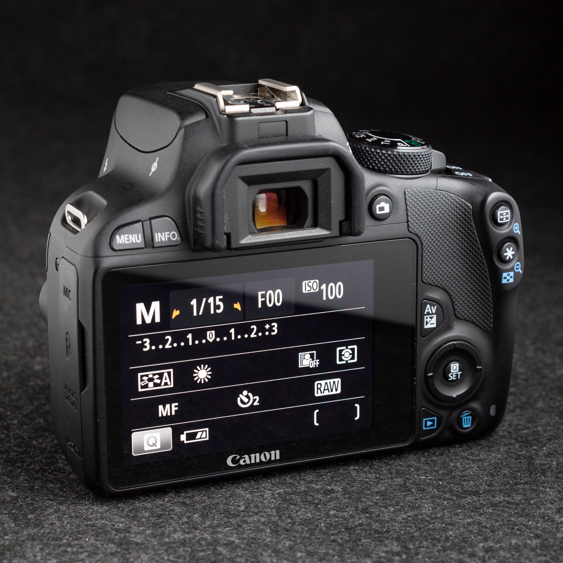 Canon EOS Rebel SL1 18MP Digital SLR