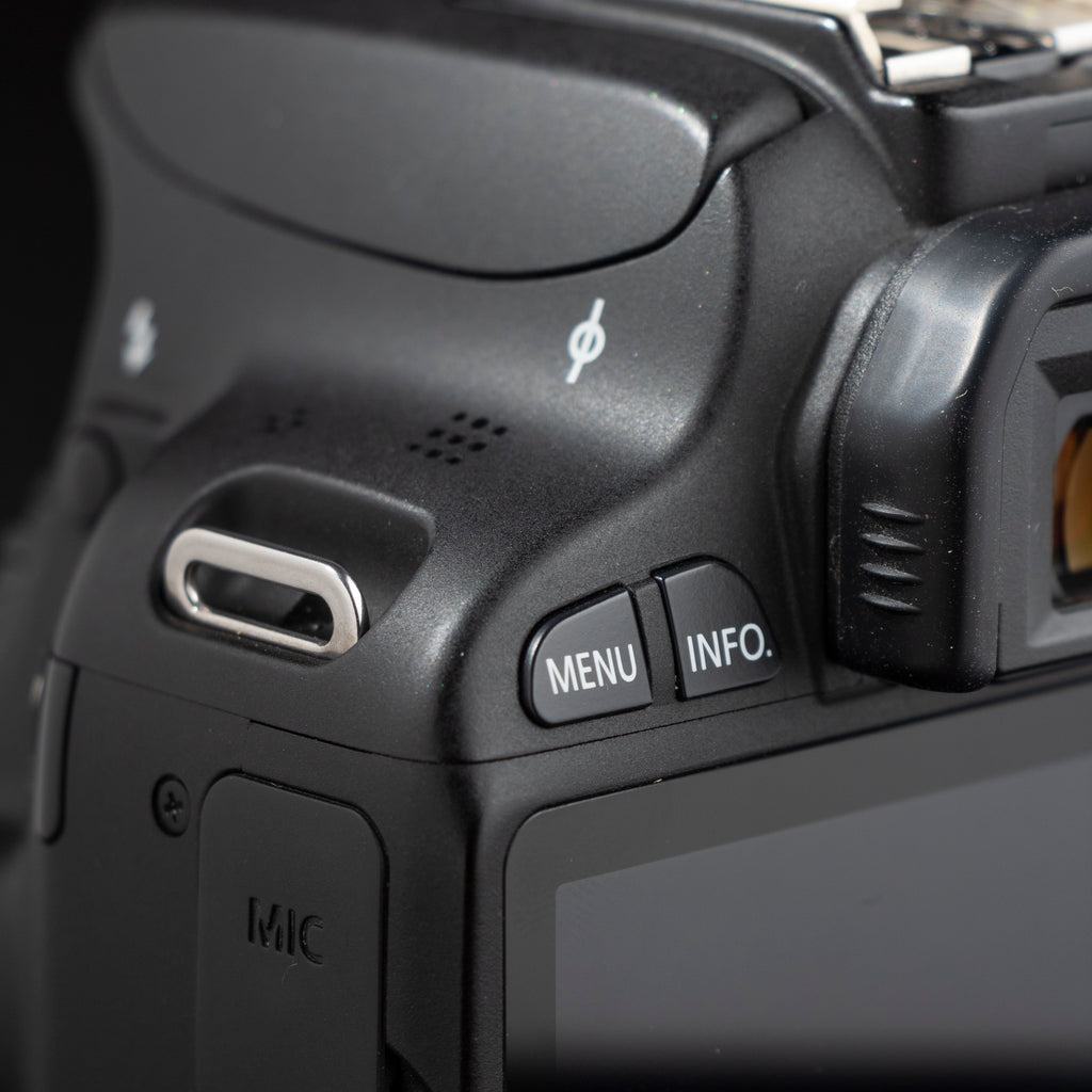Canon EOS Rebel SL1 18MP Digital SLR