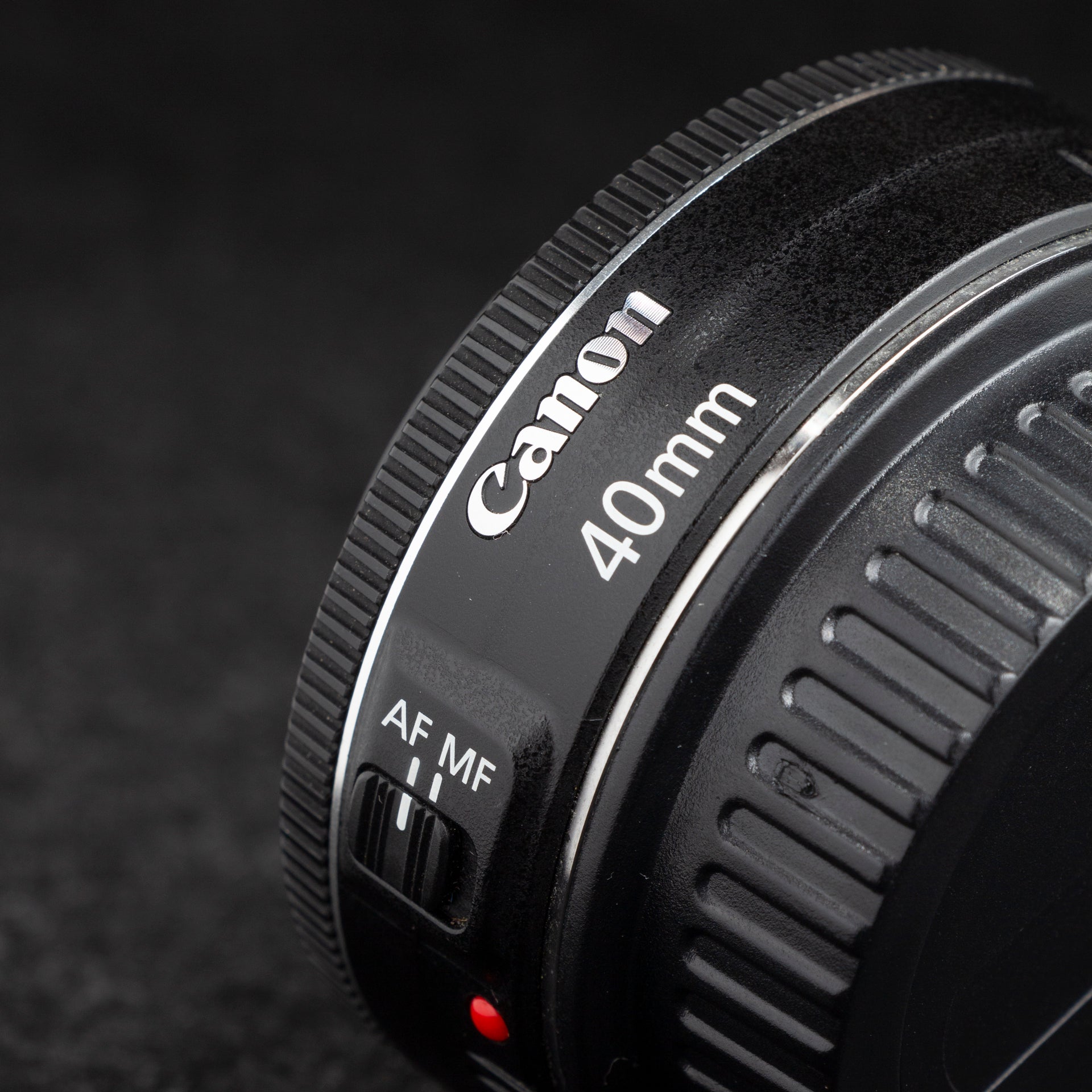 Canon EF 40mm f2.8 STM