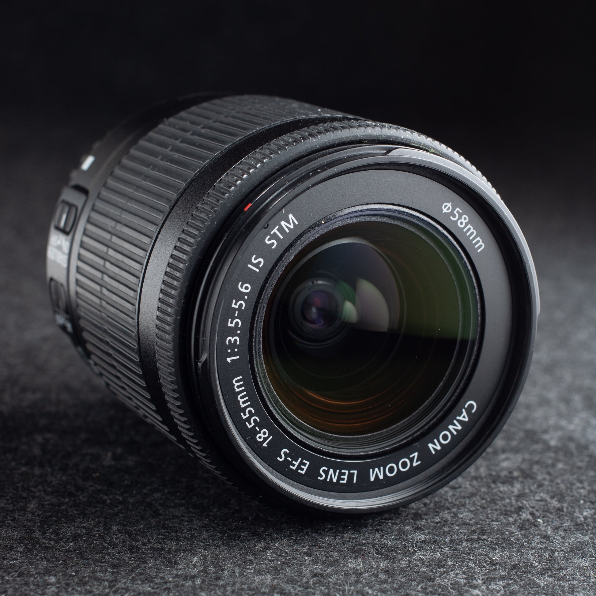 Canon EF-S 18-55mm F4-5.6 IS STM