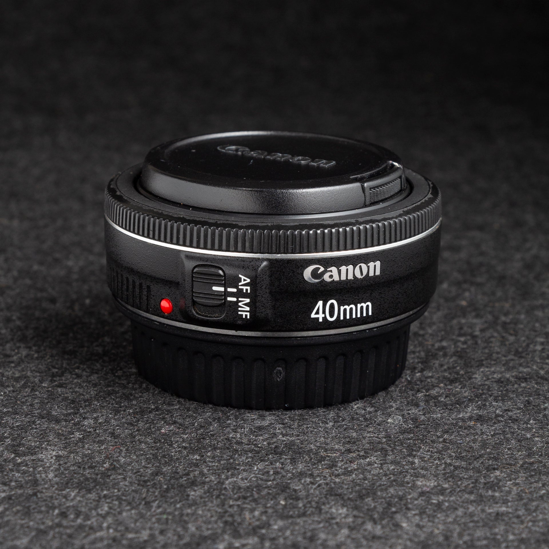 Canon EF 40mm f2.8 STM