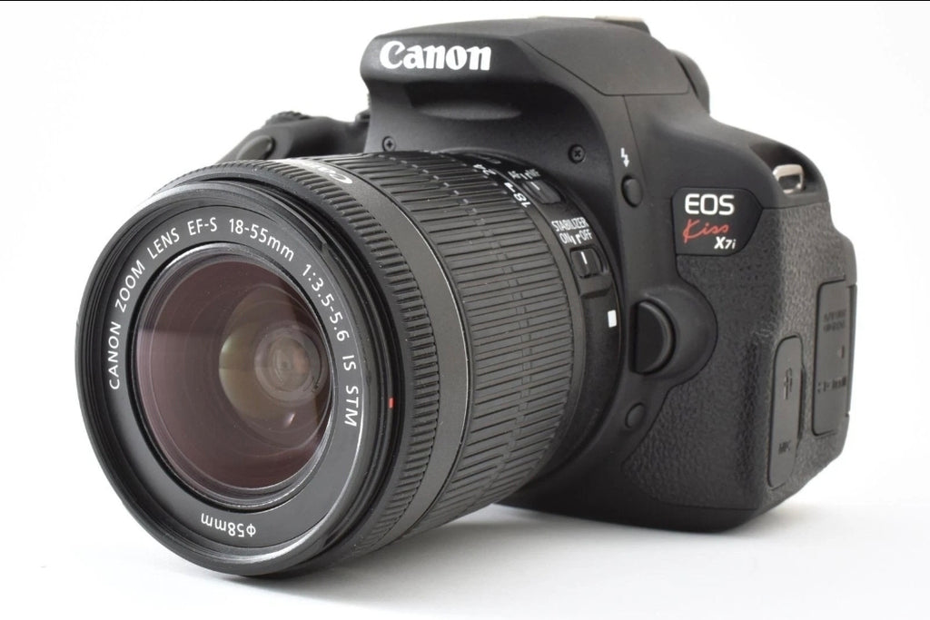 Canon EOS Rebel T5i 18MP + Canon EF-S 18-55mm f3.5-5.6 IS STM