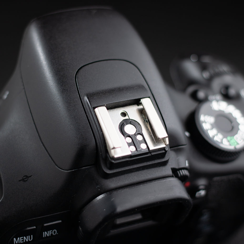 Canon EOS Rebel T3i 18MP