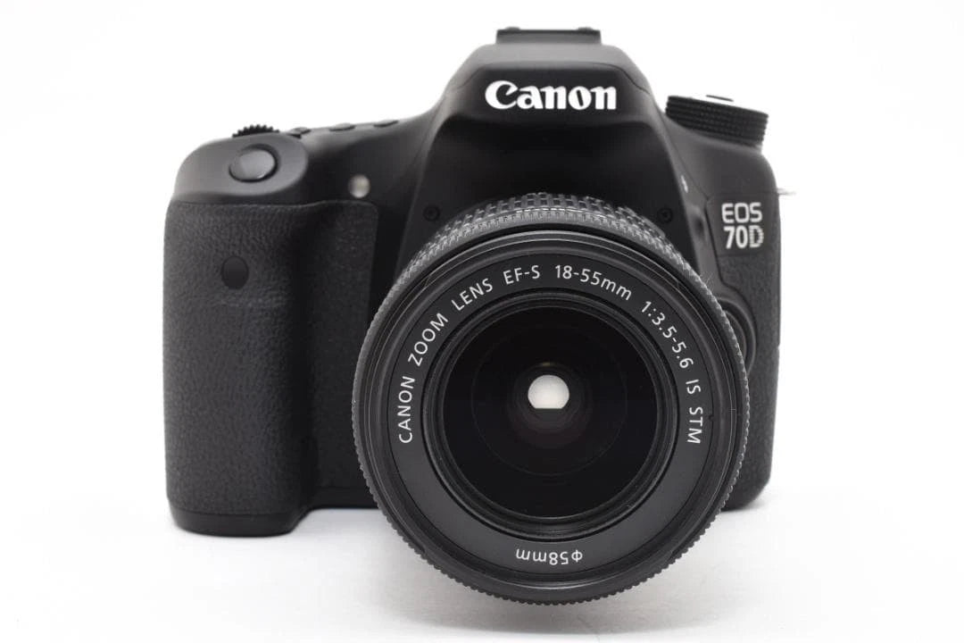 Canon EOS 70D 20.2MP DSLR + EF-S 18-55mm IS STM