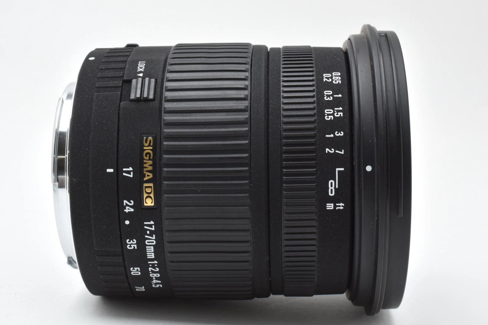 Sigma 17-70mm f/2.8-4.5 DC IF
