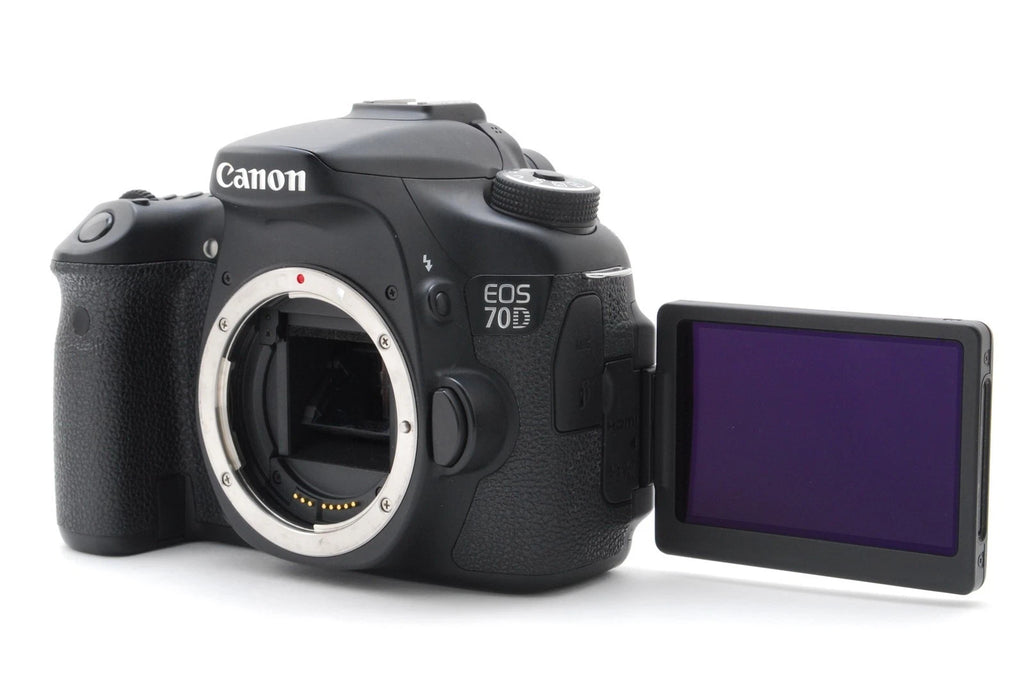 Canon EOS 70D 20.2MP DSLR + EF-S 18-55mm IS STM