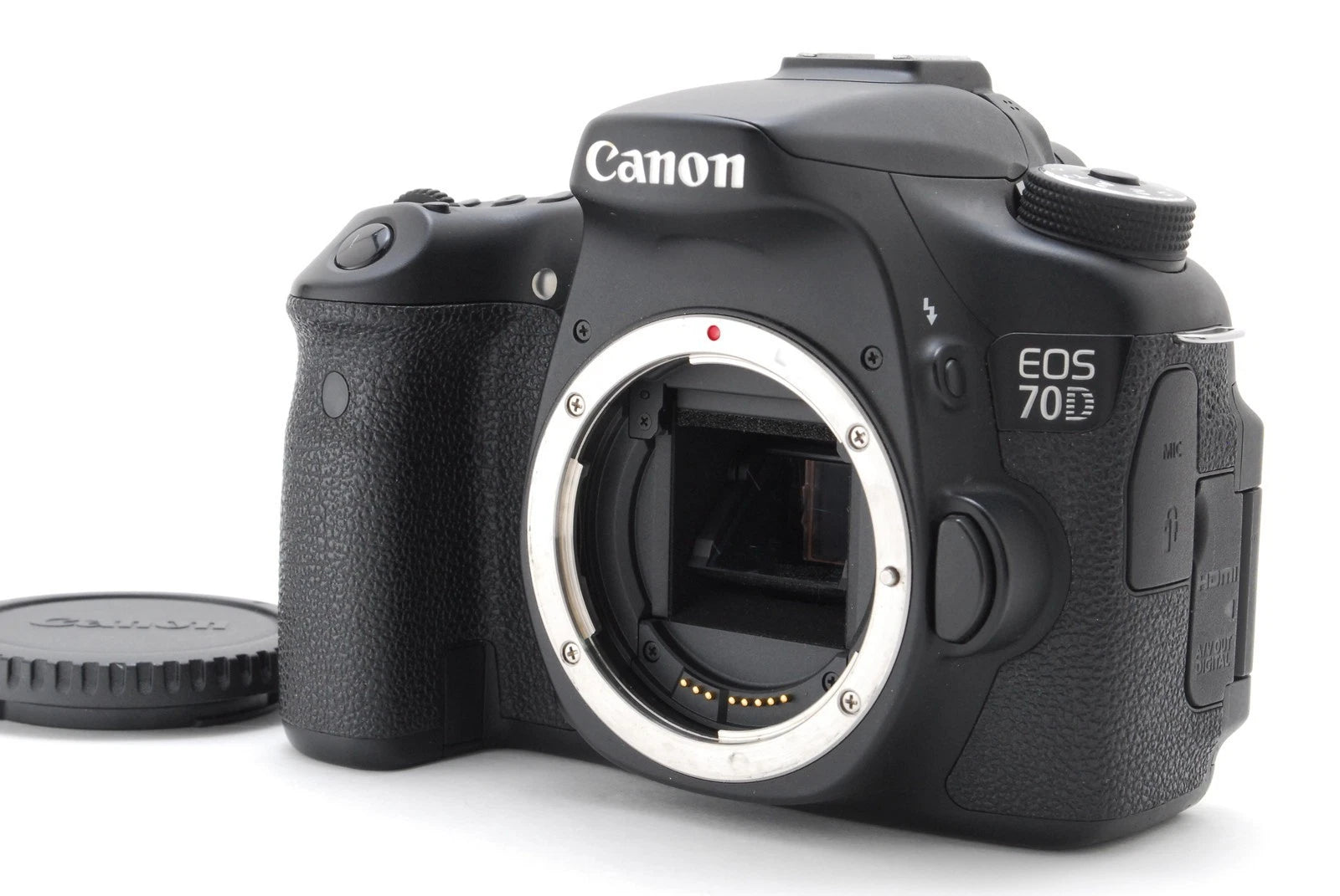 Canon EOS 70D 20.2MP DSLR + EF-S 18-55mm IS STM